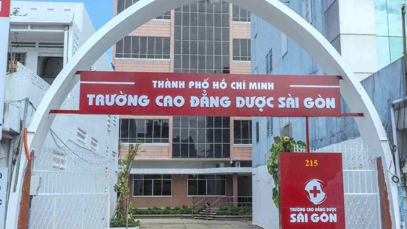 Cao đẳng Y Dược Sài Gòn (Cơ sở Nha Trang) là một trong các trường cao đẳng ở Nha Trang