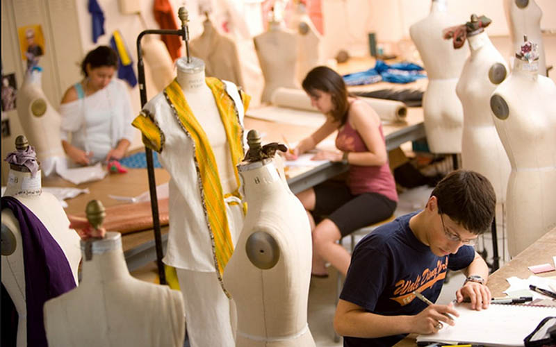 ngành kinh doanh thời trang và dệt may là gì