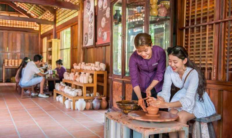 Một số nghề truyền thống ở Việt Nam góp phần phát triển du lịch