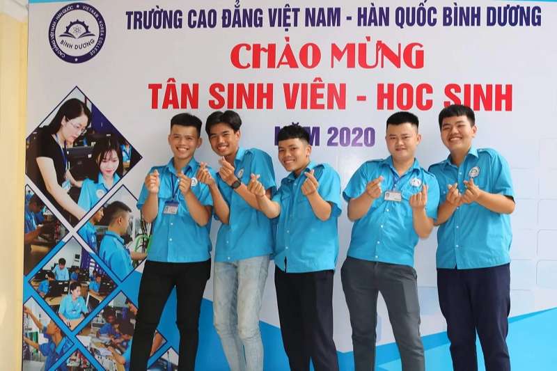 Sinh viên trường cao đẳng Việt Nam – Hàn Quốc Bình Dương - Một trong các trường cao đẳng ở Bình Dương tốt nhất