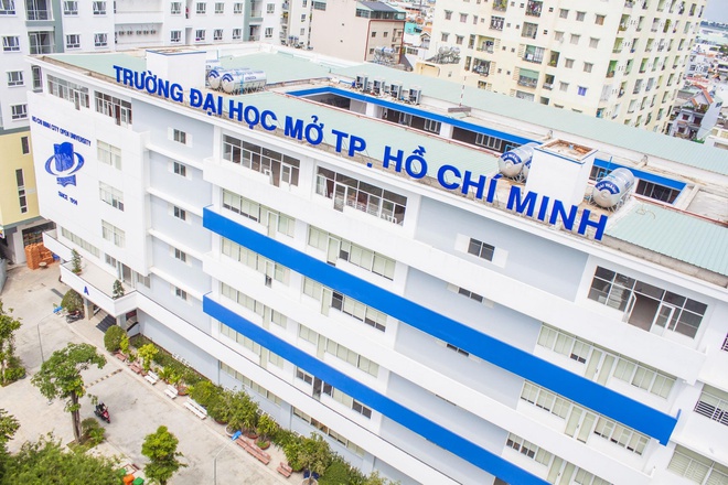 dai-hoc-mo-tphcm-trang-tuyen-sinh