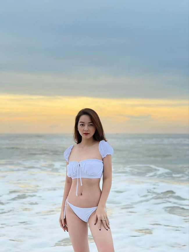 404+ Ảnh gái mặc bikini: Nét đẹp và xu hướng